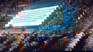 america-mall-protest